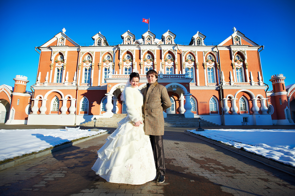 Выездная регистрация брака Петровский путевой дворец